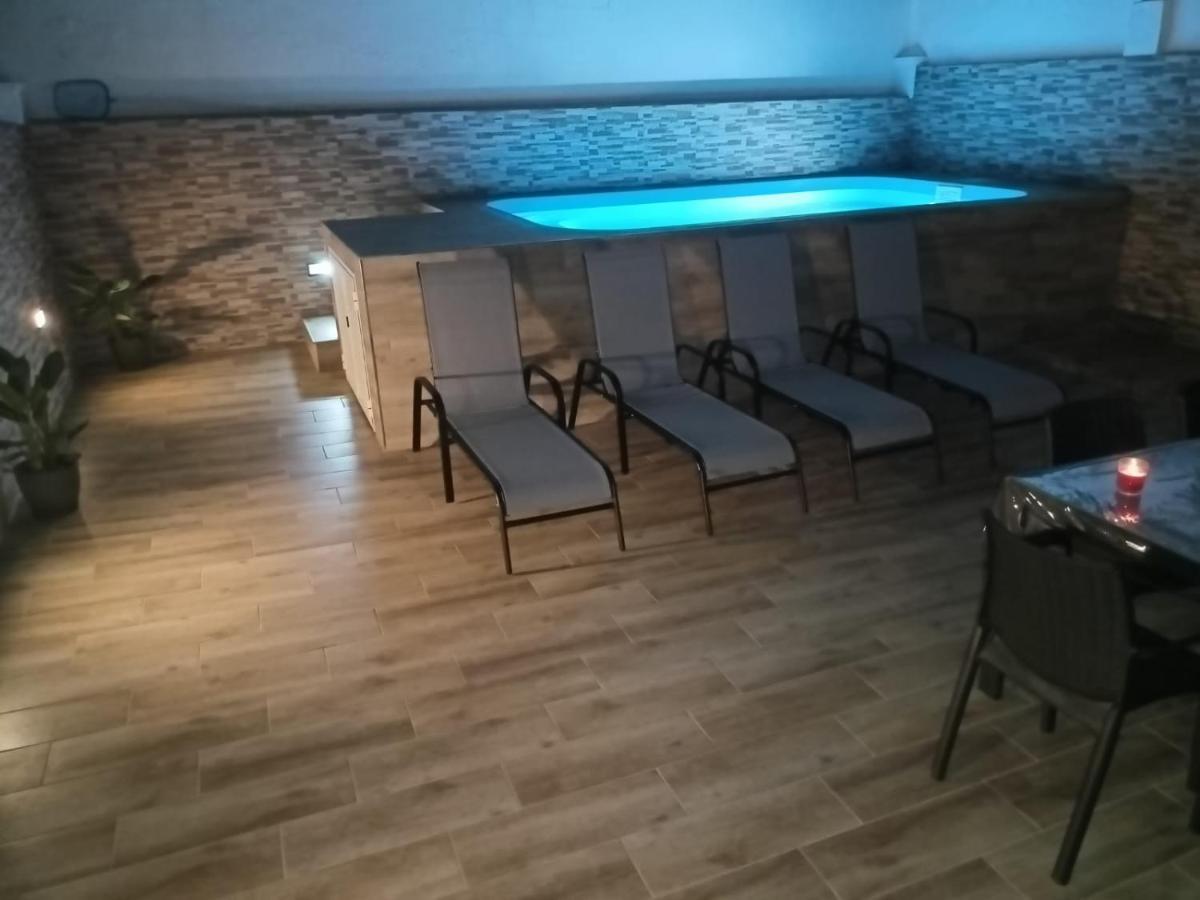 Villa Jara 25 Нерха Екстериор снимка